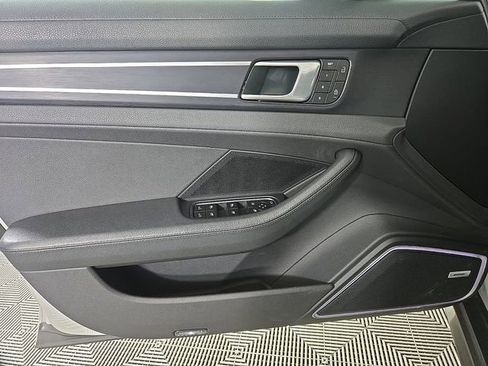 Used 2023 Porsche Panamera Platinum Edition image 13