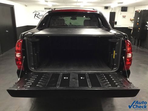 Used 2012 Chevrolet Avalanche LTZ image 12