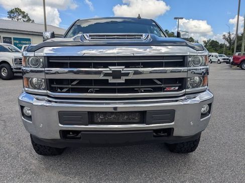 Used 2018 Chevrolet Silverado 2500 LTZ w/ Duramax Plus Package AWD/4WD image 7