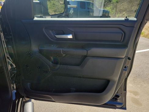 New 2026 RAM 1500 Express image 40