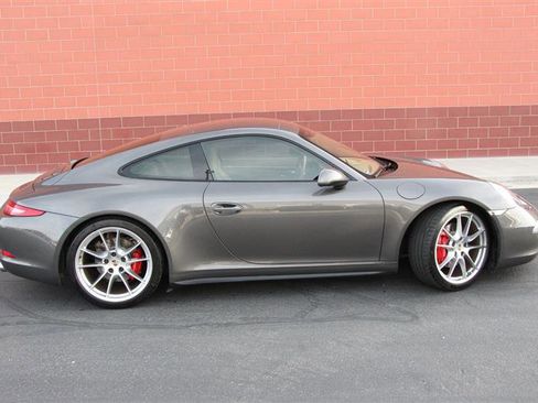 Used 2013 Porsche 911 Carrera 4S image 9