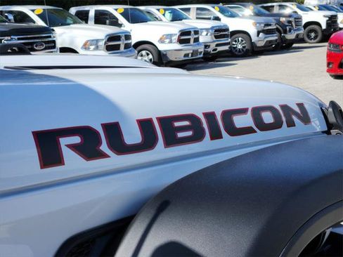 Certified 2022 Jeep Wrangler Unlimited Rubicon w/ LED Lighting Group image 10