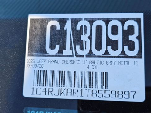 New 2026 Jeep Grand Cherokee L Altitude AWD/4WD image 10