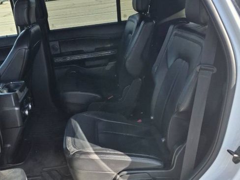 Used 2020 Ford Expedition Limited AWD/4WD image 31