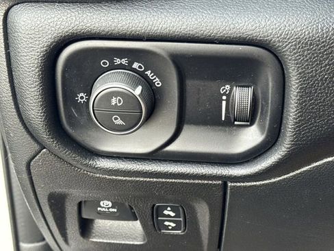 Used 2022 RAM 1500 Big Horn image 17