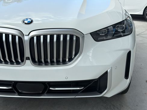 Used 2024 BMW X5 sDrive40i w/ Premium Package RWD image 11