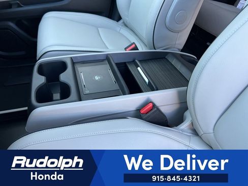 New 2026 Honda Odyssey Touring image 29