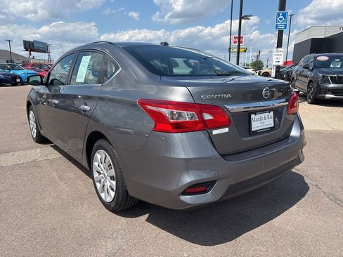 Used 2017 Nissan Sentra SV FWD image 7