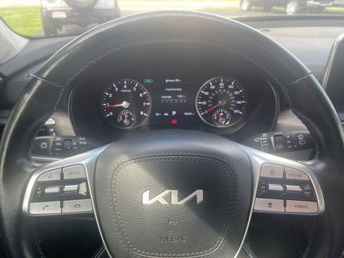 Used 2022 Kia Telluride SX w/ SX Prestige Package AWD/4WD image 22