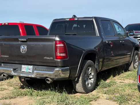 Used 2022 RAM 1500 Laramie AWD/4WD image 4