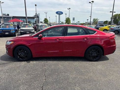 Certified 2020 Ford Fusion SE w/ Equipment Group 151A FWD image 3