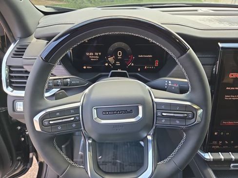 New 2026 GMC Acadia Denali w/ Super Cruise Package FWD image 23