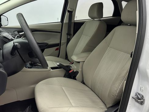 Used 2018 Ford Focus SE image 12