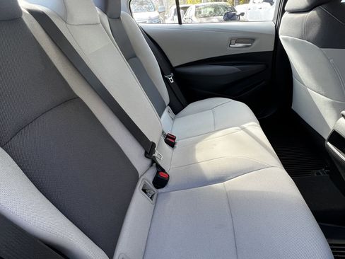 Used 2020 Toyota Corolla L image 39