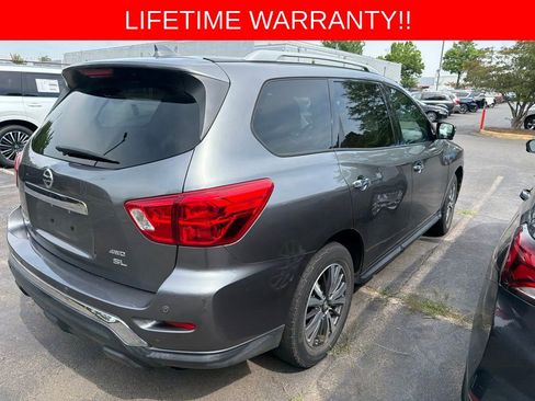 Used 2020 Nissan Pathfinder SL AWD/4WD image 5