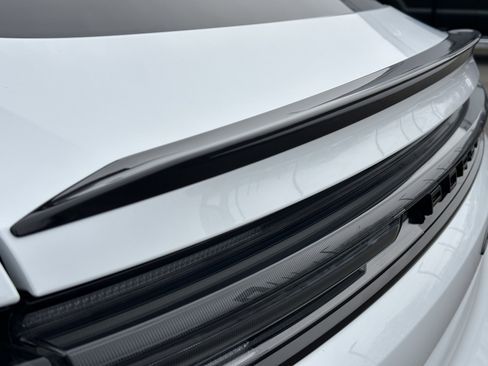 Certified 2025 Porsche Cayenne S image 18