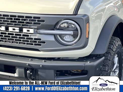 New 2025 Ford Bronco Badlands image 10