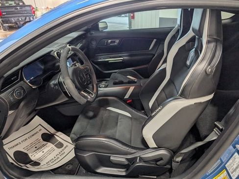 Used 2020 Ford Mustang Shelby GT500 w/ Carbon Fiber Track Pack RWD image 15