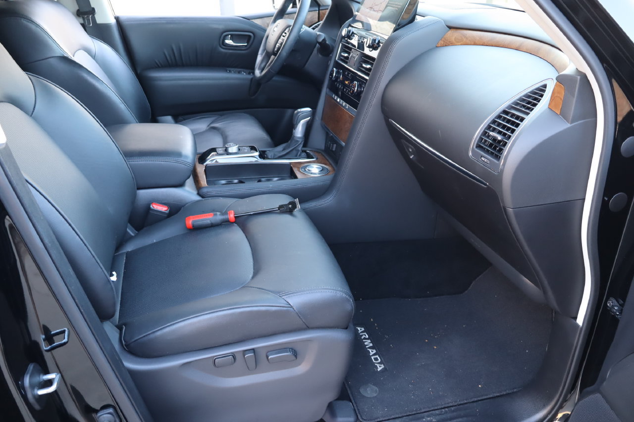 Used 2024 Nissan Armada SL RWD image 18