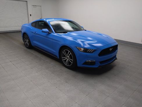 Used 2017 Ford Mustang Premium RWD image 11