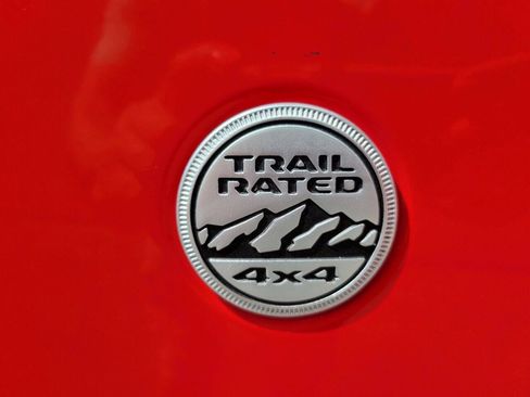 Used 2018 Jeep Wrangler Sport AWD/4WD image 17