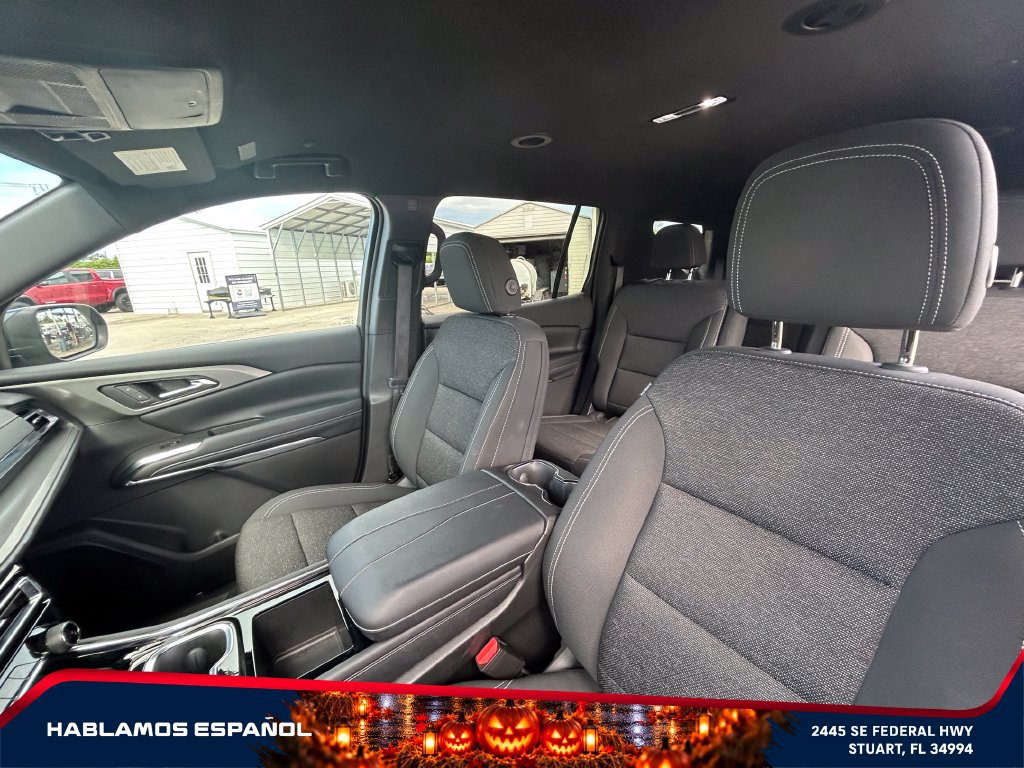 Used 2026 Chevrolet Traverse LT FWD image 14