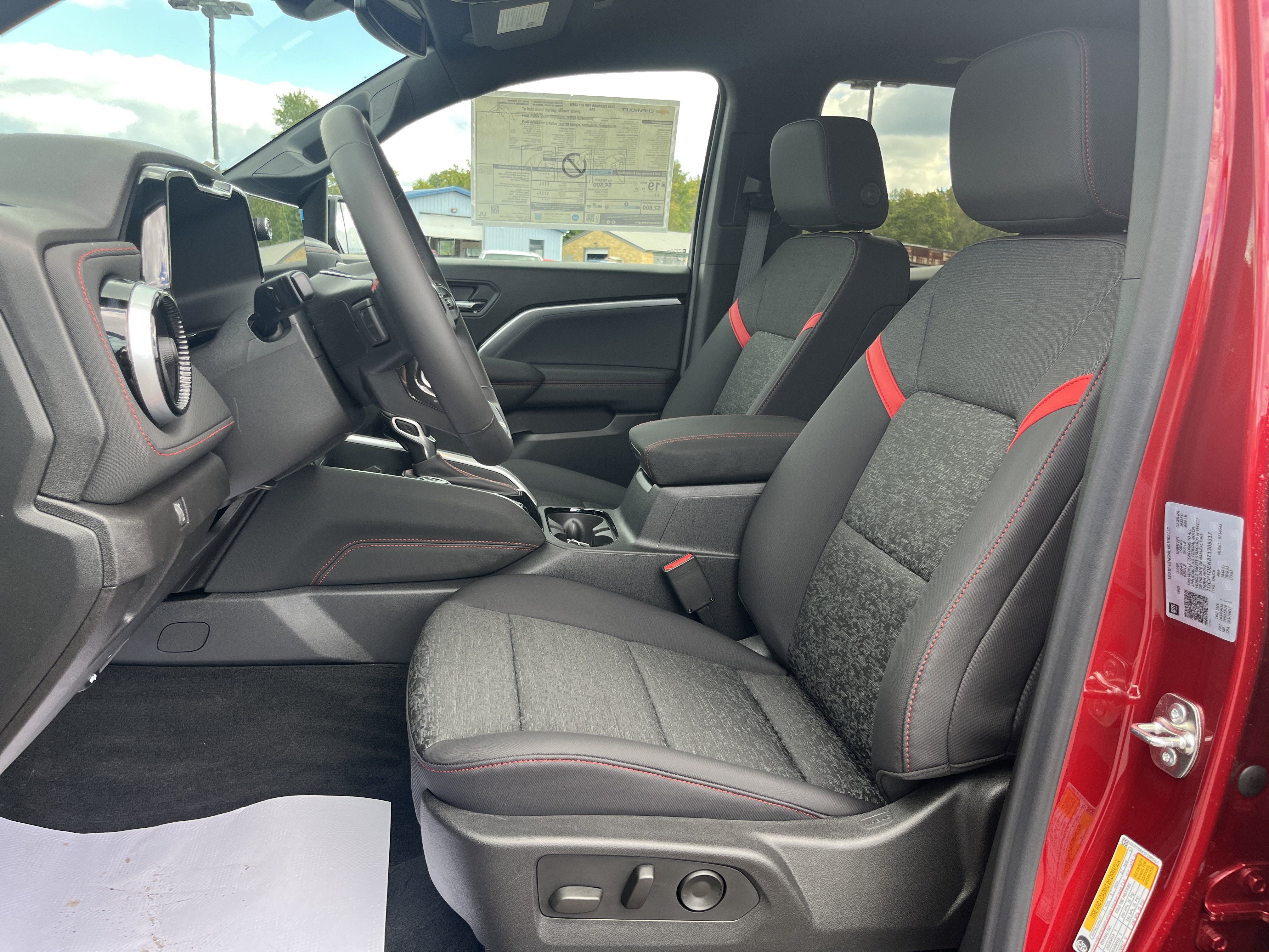 New 2026 Chevrolet Colorado Z71 w/ Technology Package AWD/4WD image 5