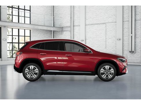 Used 2026 Mercedes-Benz GLA 250 4MATIC image 16
