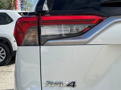 Certified 2022 Toyota RAV4 XSE image 27