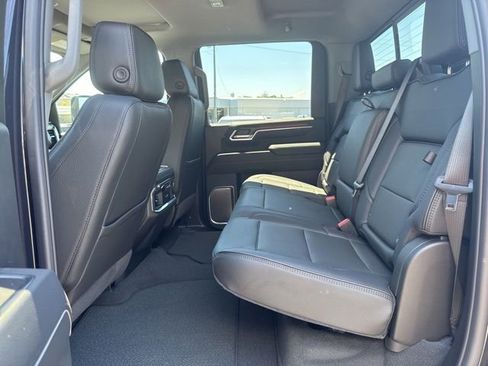 New 2026 GMC Sierra 2500 Denali w/ Technology Package AWD/4WD image 13