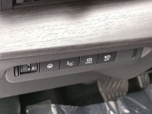 New 2024 Nissan Ariya AWD image 16