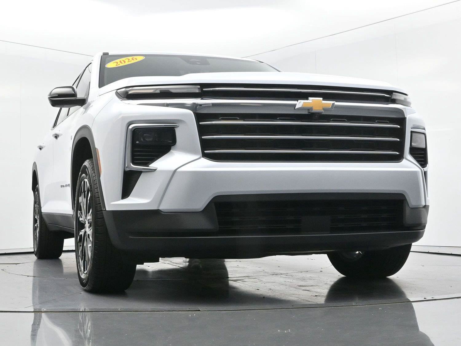 Used 2026 Chevrolet Traverse LT w/ Sun and Wheel Package FWD image 50