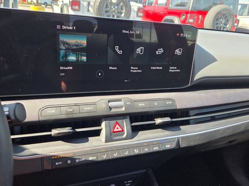 Used 2025 Kia K4 FWD image 19