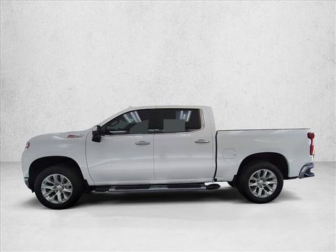 Used 2021 Chevrolet Silverado 1500 LTZ w/ Z71 Off-Road Package AWD/4WD image 9