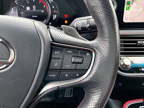 Used 2023 Lexus LS 500 F Sport w/ Cold Weather Package (CK) image 19