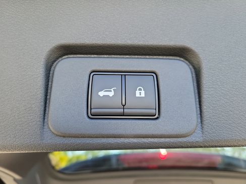 New 2026 Nissan Rogue Platinum AWD/4WD image 10