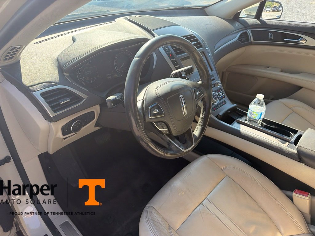 Used 2018 Lincoln MKZ Select w/ Select Plus Package AWD/4WD image 14