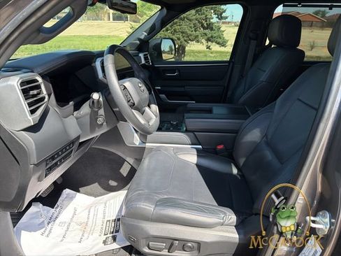 Used 2023 Toyota Sequoia Platinum AWD/4WD image 11