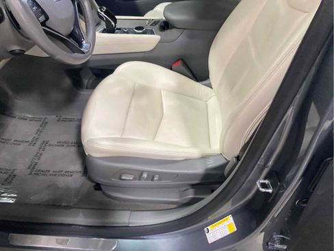 Used 2021 Cadillac XT6 Premium Luxury image 39