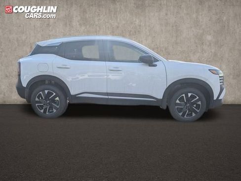 New 2026 Nissan Kicks SV w/ SV Premium Package AWD/4WD image 9
