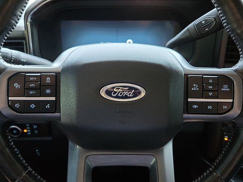 Used 2023 Ford F250 Lariat w/ Lariat Ultimate Package AWD/4WD image 11