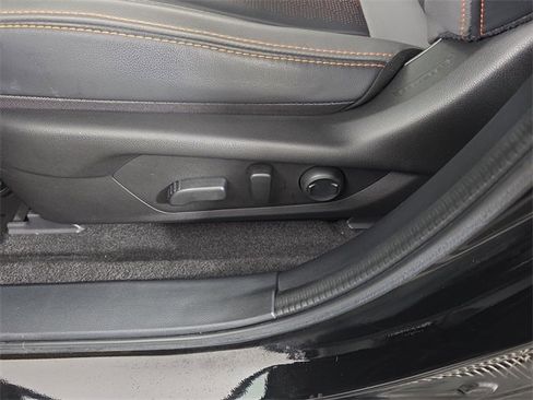 Certified 2024 Subaru Crosstrek 2.5i Limited w/ Popular Package #4A image 17