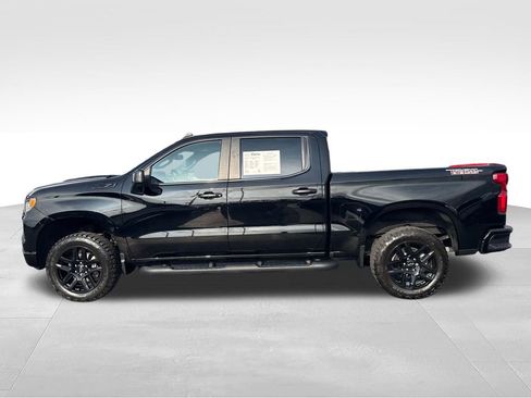 Used 2025 Chevrolet Silverado 1500 LT Trail Boss w/ LT Trail Boss Premium Package AWD/4WD image 4