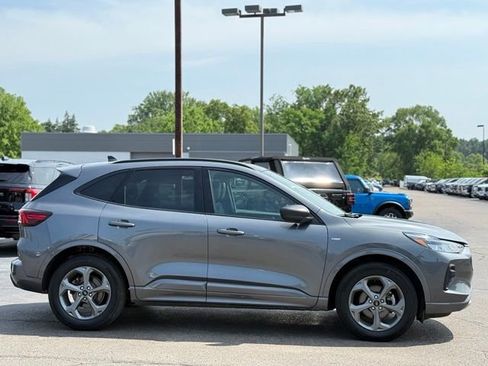 Used 2024 Ford Escape ST-Line w/ Tech Pack #1 AWD/4WD image 37