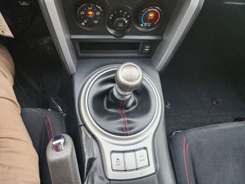 Used 2013 Scion FR-S image 14