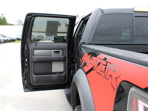 Used 2013 Ford F150 Raptor w/ Luxury Equipment Group image 40