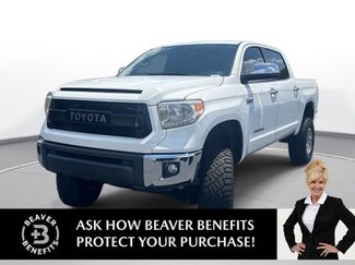 Used 2017 Toyota Tundra Limited w/ Limited Premium Package AWD/4WD video 1