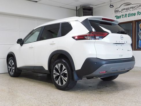 Used 2023 Nissan Rogue SV AWD/4WD image 8