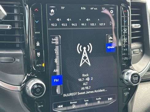 Used 2020 RAM 2500 Laramie w/ Night Edition AWD/4WD image 24