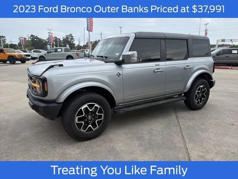 Certified 2023 Ford Bronco Outer Banks AWD/4WD image 1